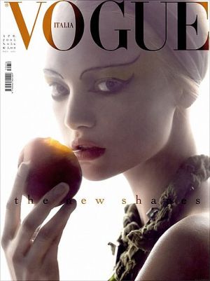 Vogue magazine covers - wah4mi0ae4yauslife.com - Vogue Italia April 2005 - Gemma Ward.jpg